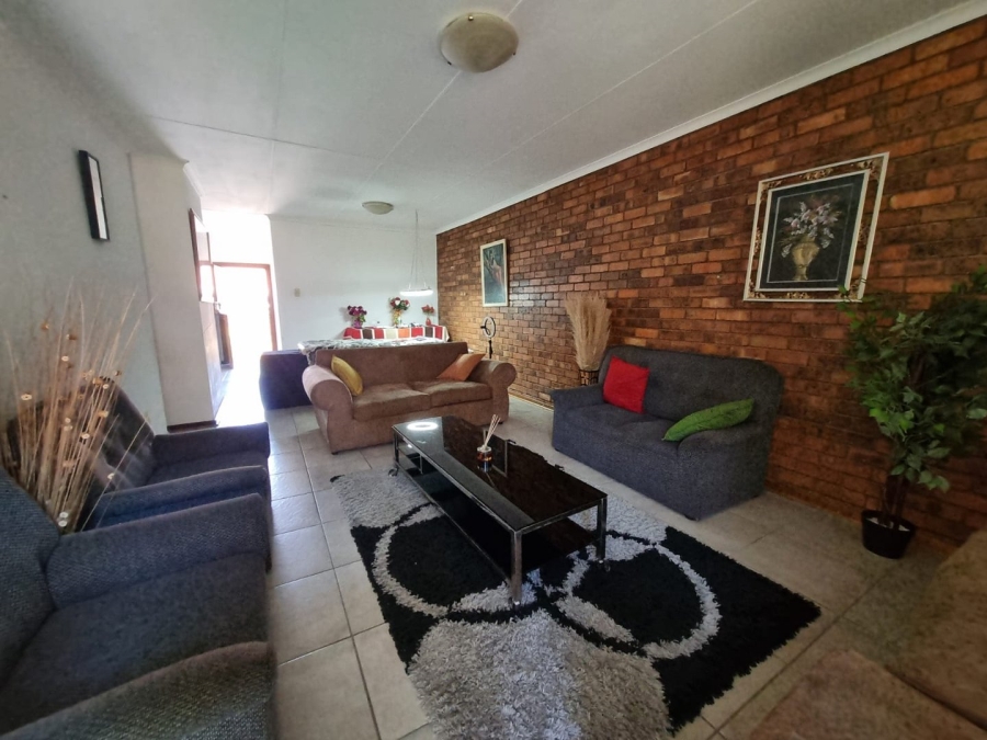 2 Bedroom Property for Sale in Westdene Free State